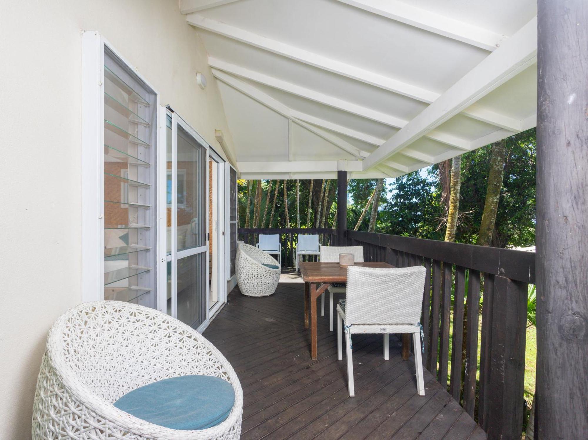 Muri Lagoon View Bungalows - Hillside Bungalow ราโรทองกา ภายนอก รูปภาพ
